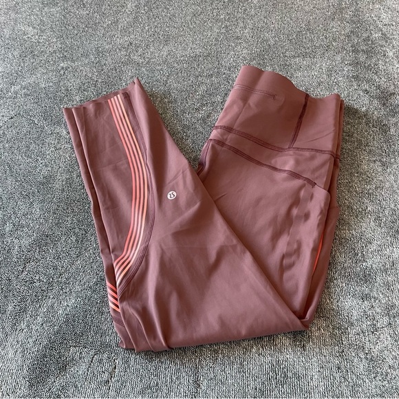 Lululemon Speed Limit Crop 23"
Cherry Cola Size 10 - Picture 7 of 12